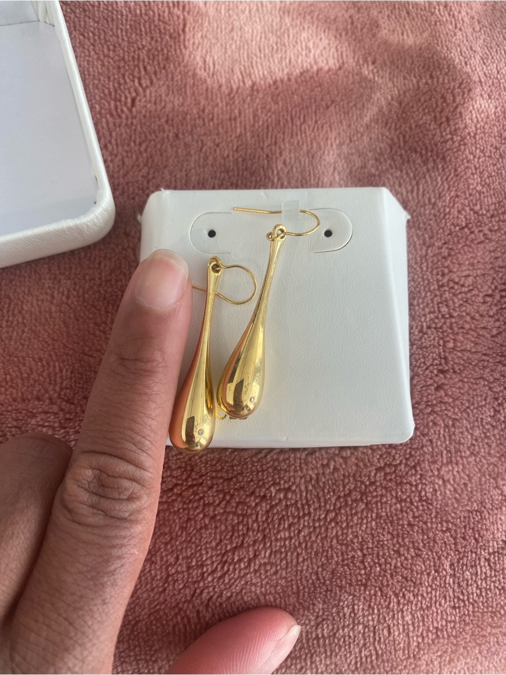 14K Gold Teardrop earrings - Picture 2 of 8